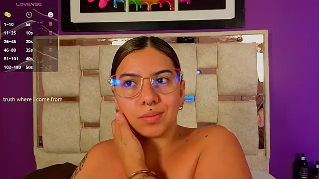 emilyy cooperr online show from 04.17.26