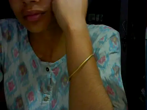 Snapshot of mayra89 chatting on 09.29.25 mayra89 online show from 09.29.25