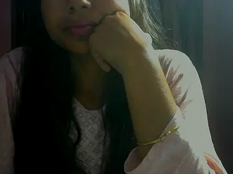 Snapshot of mayra89 chatting on 10.30.25 mayra89 online show from 10.30.25