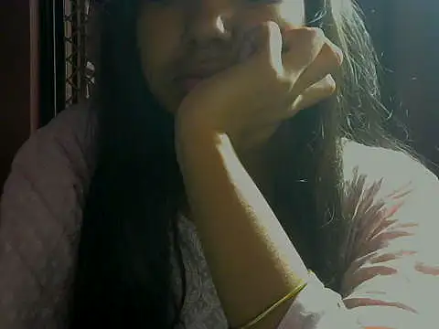 Snapshot of mayra89 chatting on 10.31.25 mayra89 online show from 10.31.25