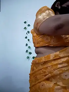 Neha-Bhabhi-Rasily online show from 09.18.25