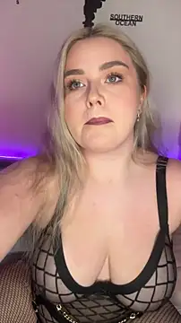 April Vancee online show from 09.24.25