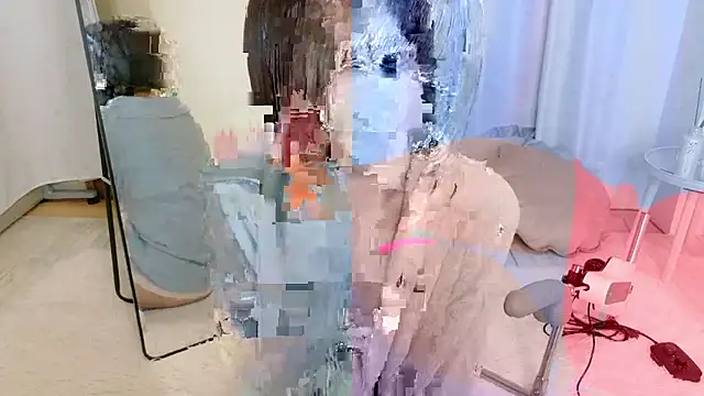 Snapshot of mami-pokoch chatting on 12.13.25 mami-pokoch online show from 12.13.25