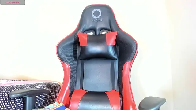 hot-nikol online show from 11.15.25