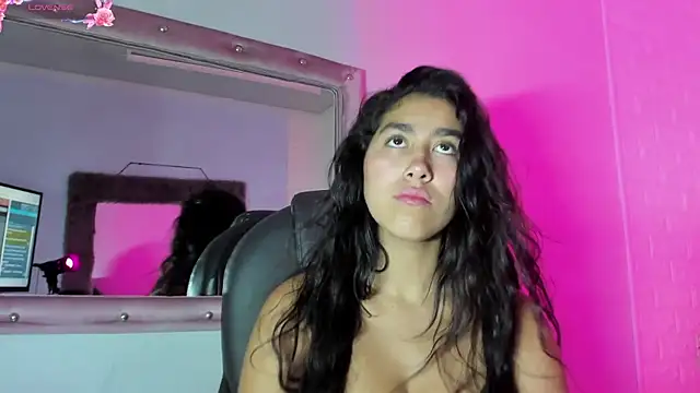 Snapshot of Mia_Montess chatting on 02.04.26 Mia Montess online show from 02.04.26