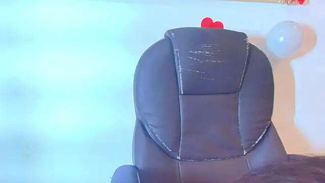 Snapshot of Mia_Montess chatting on 02.19.26 Mia Montess online show from 02.19.26