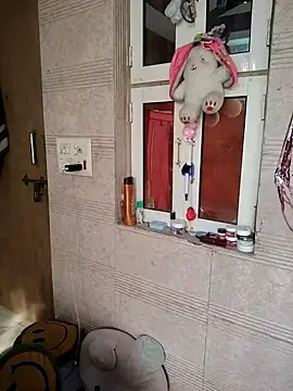 Snapshot of Miss_Love25 chatting on 12.22.25 Miss Love25 online show from 12.22.25