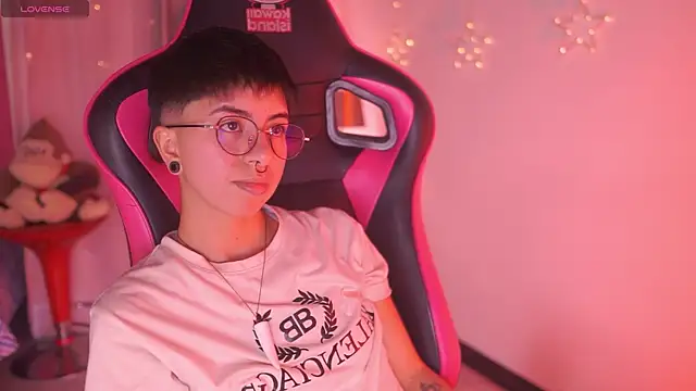 tommy blue online show from 03.31.26