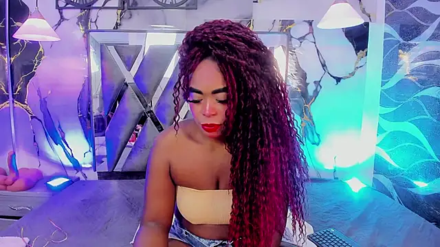 Snapshot of CandyMartinez_ chatting on 06.15.26 CandyMartinez online show from 06.15.26