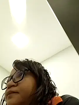 Snapshot of viviksmel chatting on 12.03.25 viviksmel online show from 12.03.25