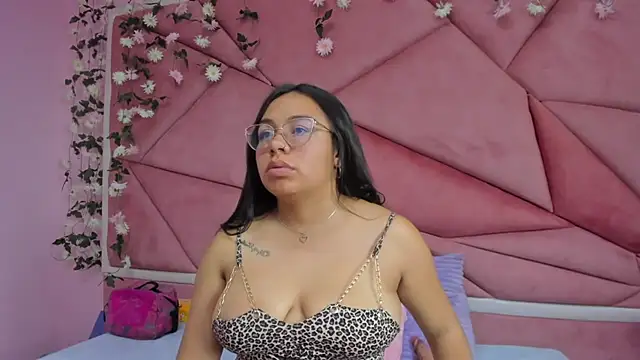  Violeta 18 online show from 11.30.25