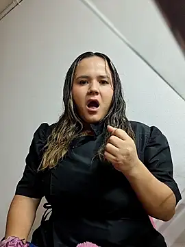 mandy-moore online show from 04.09.26