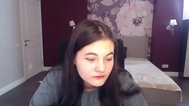 Snapshot of ElinaMils chatting on 03.05.25 ElinaMils online show from 03.05.25