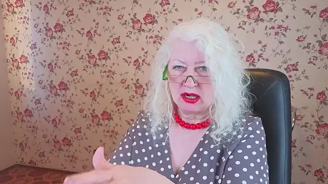 Snapshot of Maya_Mayflower chatting on 03.22.26 Maya Mayflower online show from 03.22.26