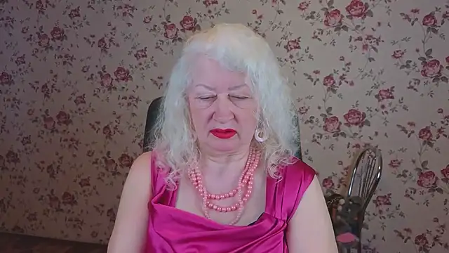 Snapshot of Maya_Mayflower chatting on 03.26.26 Maya Mayflower online show from 03.26.26