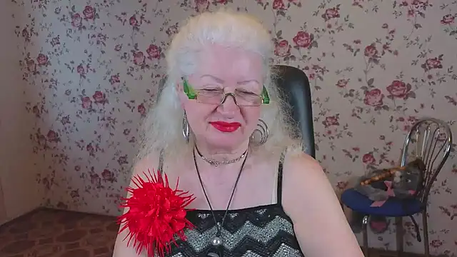 Snapshot of Maya_Mayflower chatting on 03.27.26 Maya Mayflower online show from 03.27.26