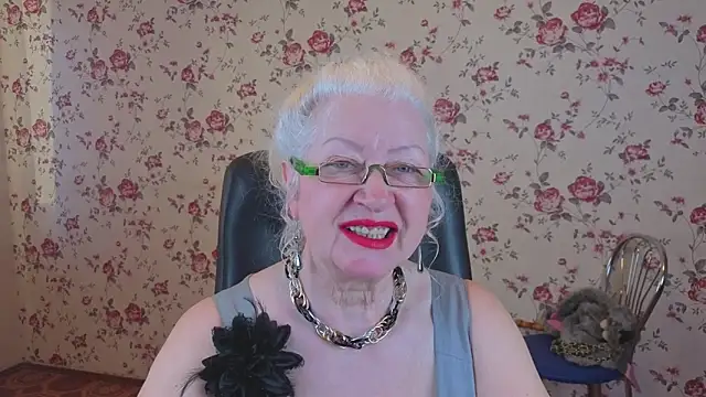 Snapshot of Maya_Mayflower chatting on 03.28.26 Maya Mayflower online show from 03.28.26