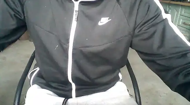 Snapshot of dxmiian chatting on 03.02.25 dxmiian online show from 03.02.25