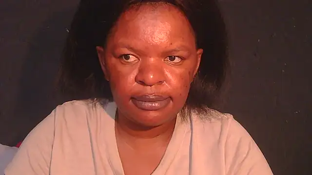 Snapshot of ebony_rose11 chatting on 05.01.26 ebony rose11 online show from 05.01.26
