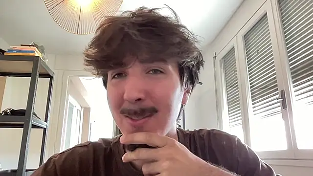 Snapshot of Pierroponey chatting on 06.09.26 Pierroponey online show from 06.09.26