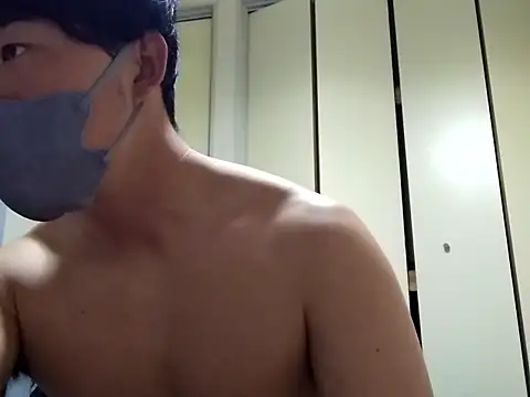 Snapshot of taaaaaa- chatting on 11.05.25 taaaaaa- online show from 11.05.25