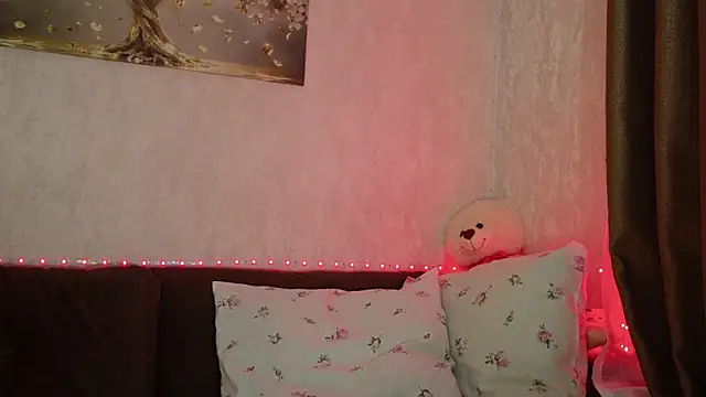 Anya-Sweet online show from 11.25.25