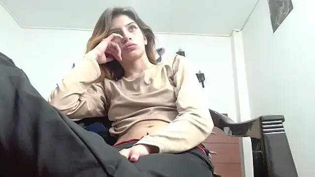 Snapshot of KratosAfroditacs chatting on 09.17.25 KratosAfroditacs online show from 09.17.25