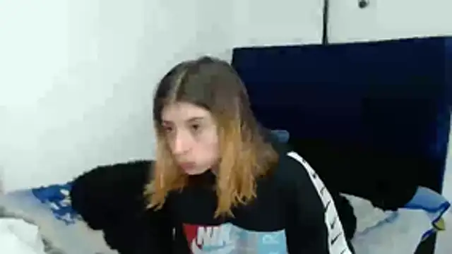 Snapshot of KratosAfroditacs chatting on 11.09.25 KratosAfroditacs online show from 11.09.25