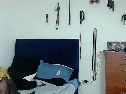 Snapshot of KratosAfroditacs chatting on 01.16.26 KratosAfroditacs online show from 01.16.26