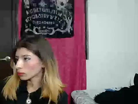 Snapshot of KratosAfroditacs chatting on 02.08.26 KratosAfroditacs online show from 02.08.26