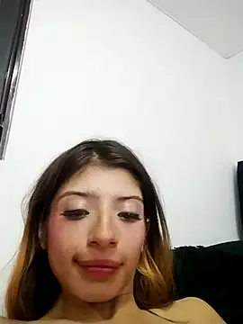 Snapshot of KratosAfroditacs chatting on 02.15.26 KratosAfroditacs online show from 02.15.26