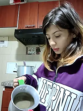 Snapshot of KratosAfroditacs chatting on 02.21.26 KratosAfroditacs online show from 02.21.26