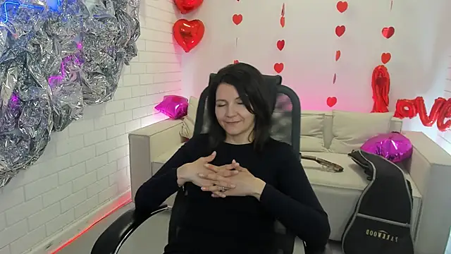 NicoleHitman online show from 03.13.25