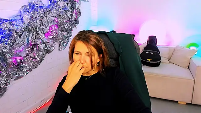 NicoleHitman online show from 09.09.25