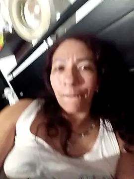 Antonela45 online show from 10.31.25