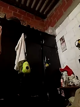 Antonela45 online show from 12.15.25