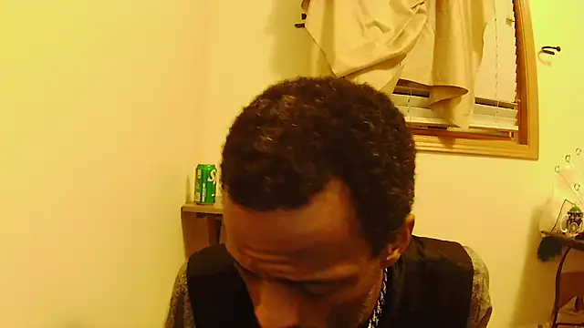 Snapshot of BadazzRXL chatting on 11.28.25 BadazzRXL online show from 11.28.25