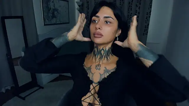 CharimgSabrina online show from 09.19.25