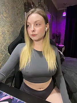 Lina ly online show from 04.24.26