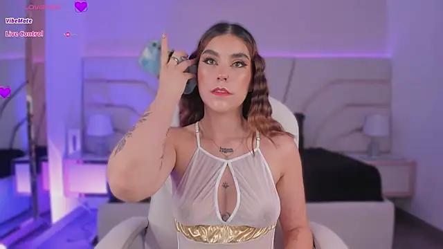 Snapshot of Violeta-Marquez chatting on 03.15.25 Violeta-Marquez online show from 03.15.25