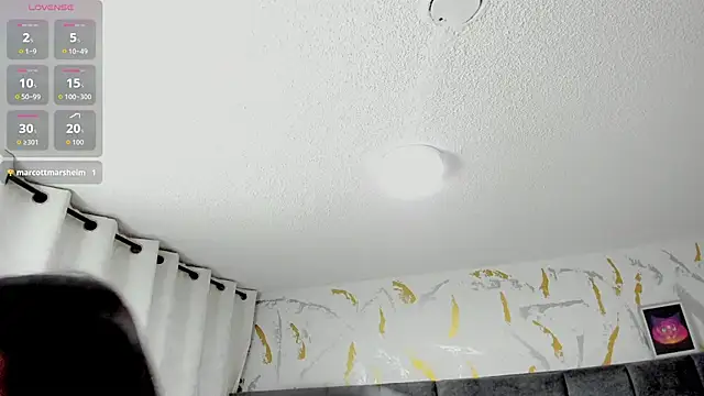 Cristal Velle online show from 12.03.25