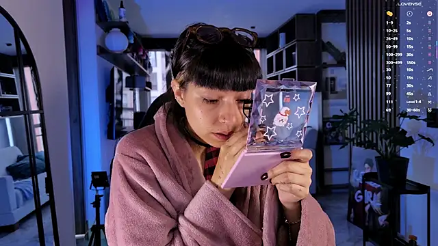 Saraa Desiree online show from 04.08.26