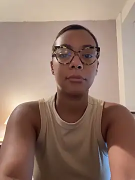Snapshot of Melia_Rayne chatting on 09.17.25 Melia Rayne online show from 09.17.25