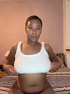 Snapshot of Melia_Rayne chatting on 09.18.25 Melia Rayne online show from 09.18.25