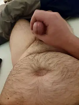 Littleshyguy online show from 11.06.25