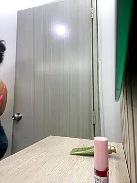 isabella winkler online show from 10.23.25