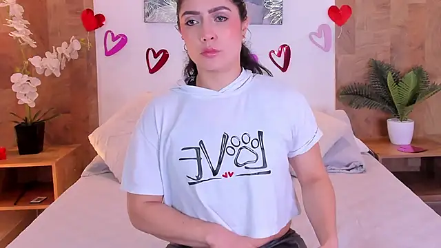 isabella winkler online show from 02.23.26