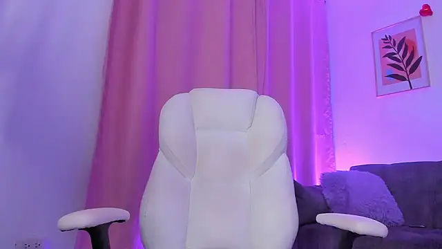 Snapshot of gaaby_foxx chatting on 02.16.26 gaaby foxx online show from 02.16.26