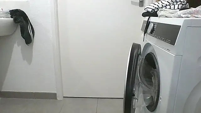 Valentinette online show from 02.23.26