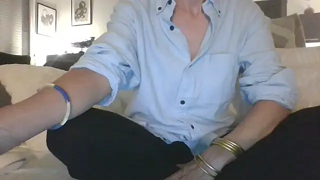 Snapshot of Valentinette chatting on 05.14.26 Valentinette online show from 05.14.26
